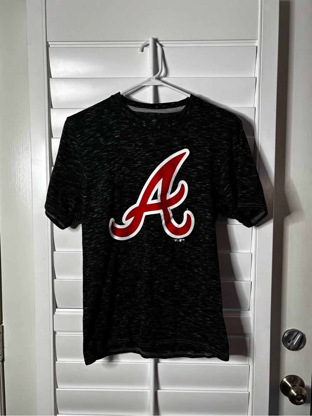 Men's Fanatics Atlanta Braves  'A' Logo Tee - size small